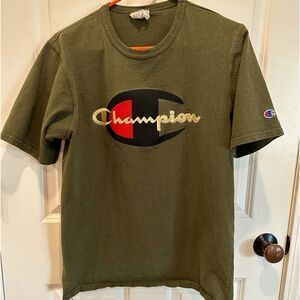 Vintage medium champion short sleeve shirt green